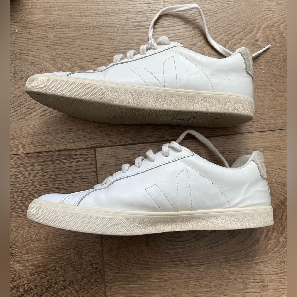 Veja Classic White Lace-Up Sneakers - Picture 6 of 11